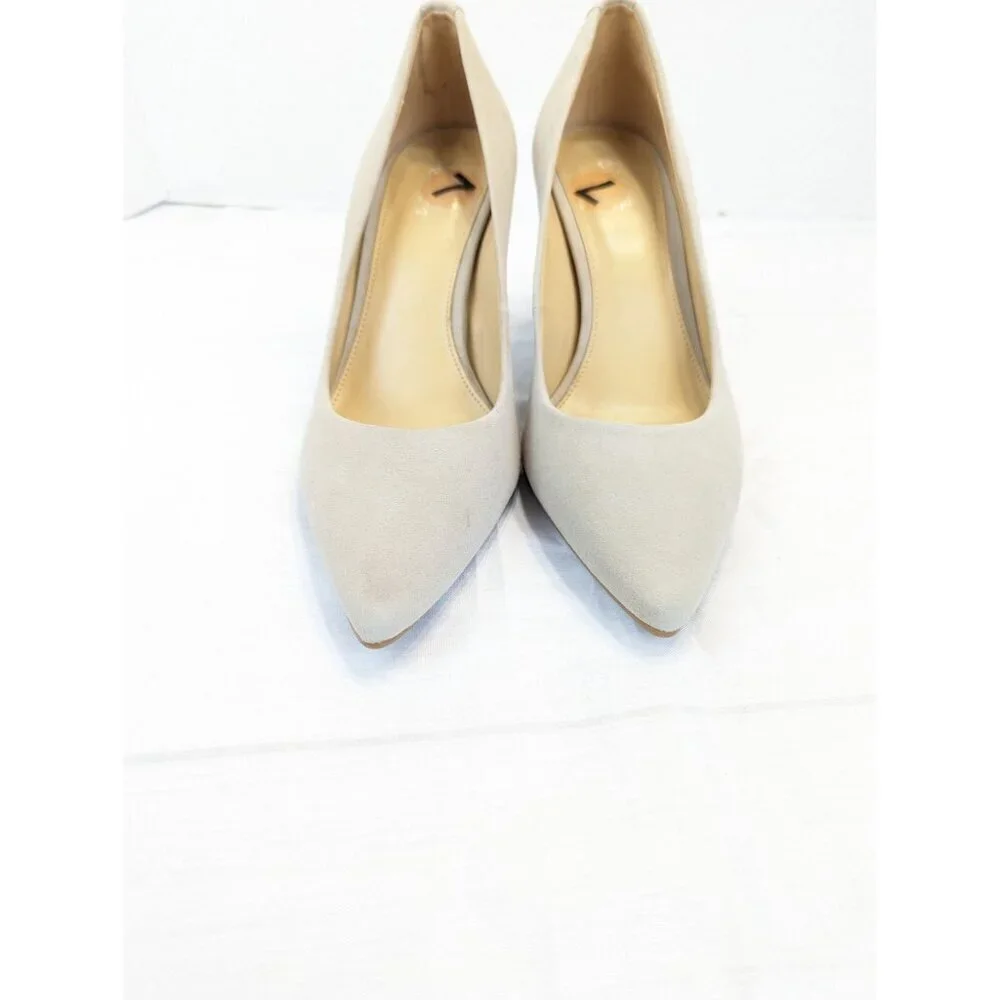 Michael Kors classic pointed